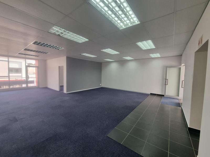 To Let commercial Property for Rent in Newton Park Eastern Cape